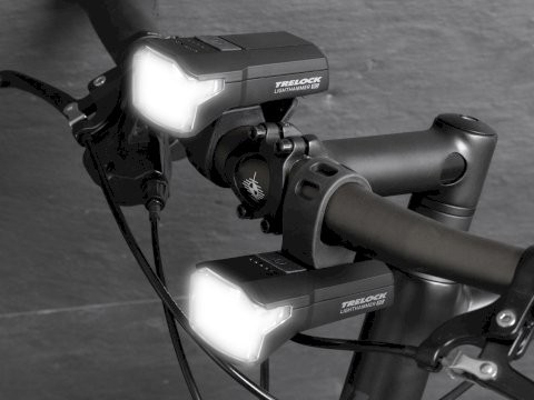 TRELOCK LED Akkuleuchten Set LS440 Lighthammer+ LS740 Vector Rear Signal inkl. Werkzeugfreier Siliko